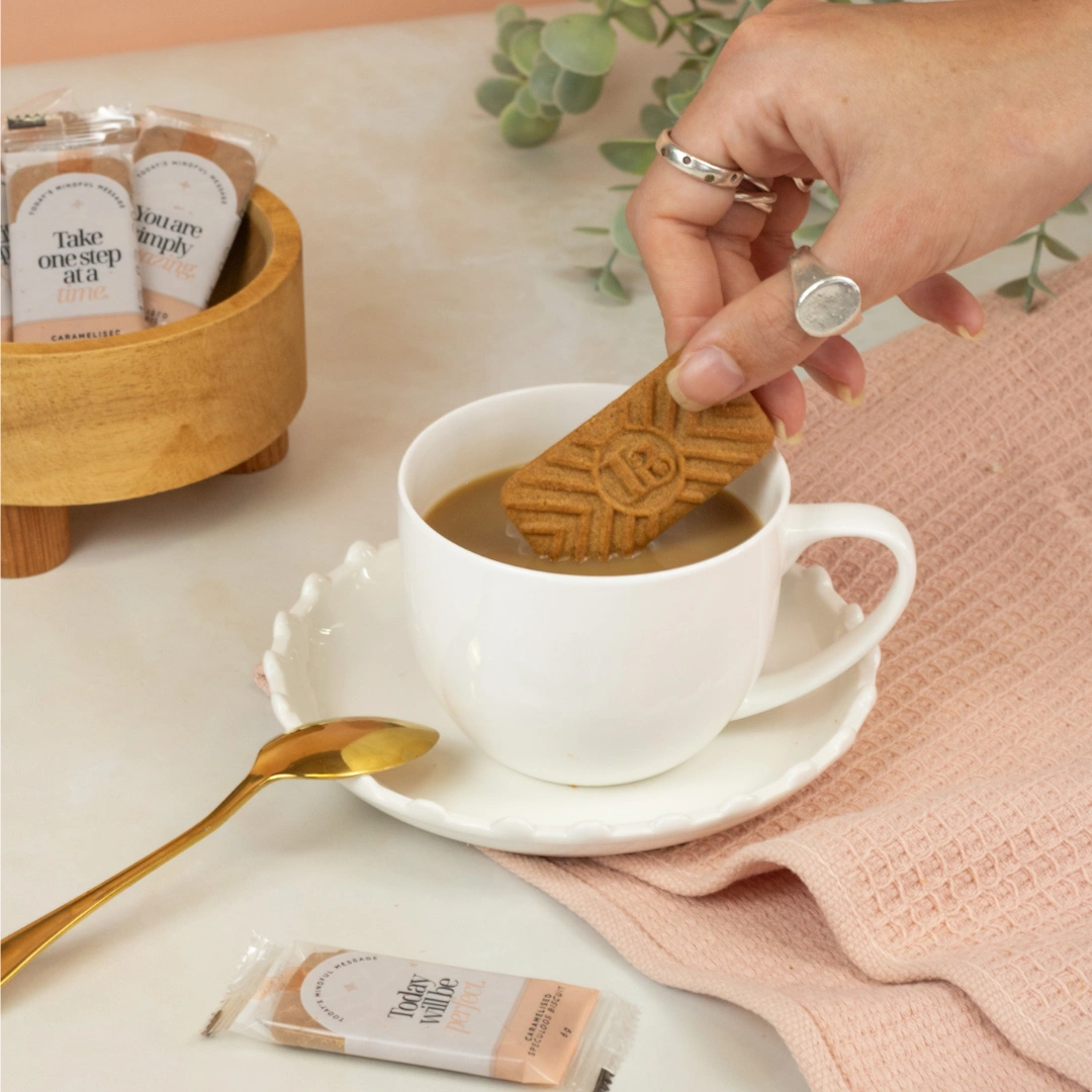 Little Bakes Traditional Belgian Caramelised Biscuits 6g – 300 Pack (25x12) - Image 3