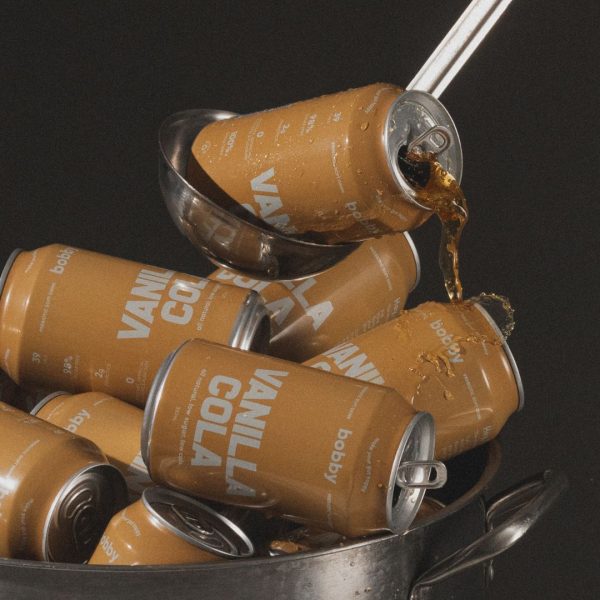 330ml Bobby Vanilla Cola - Image 5